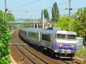 spoorrails en trein